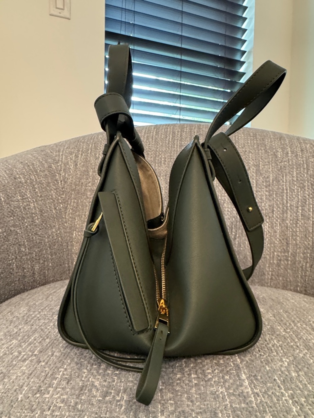 Loewe Mini Tote in Dark Green Leather - Picture 5 of 8